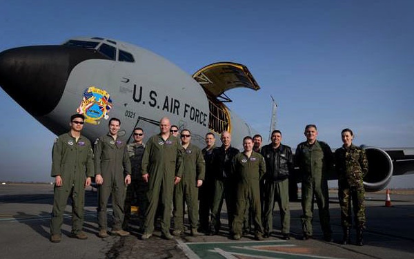 U.S. supports Romanian air force in first-ever KC-135 refueling mission