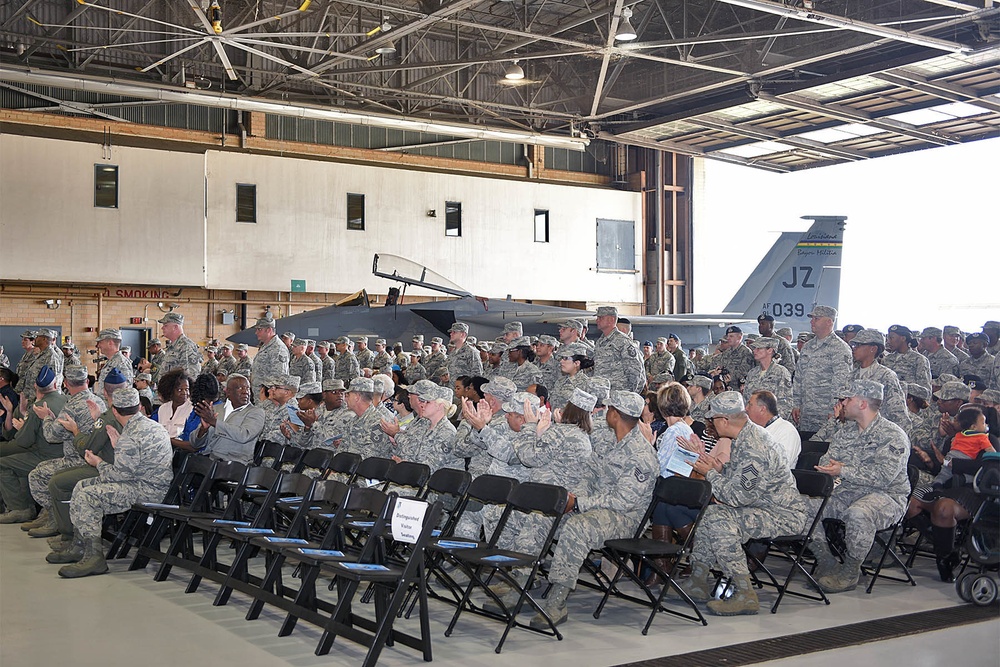 La. Guard’s 159th Fighter Wing holds ceremony for deploying Airmen