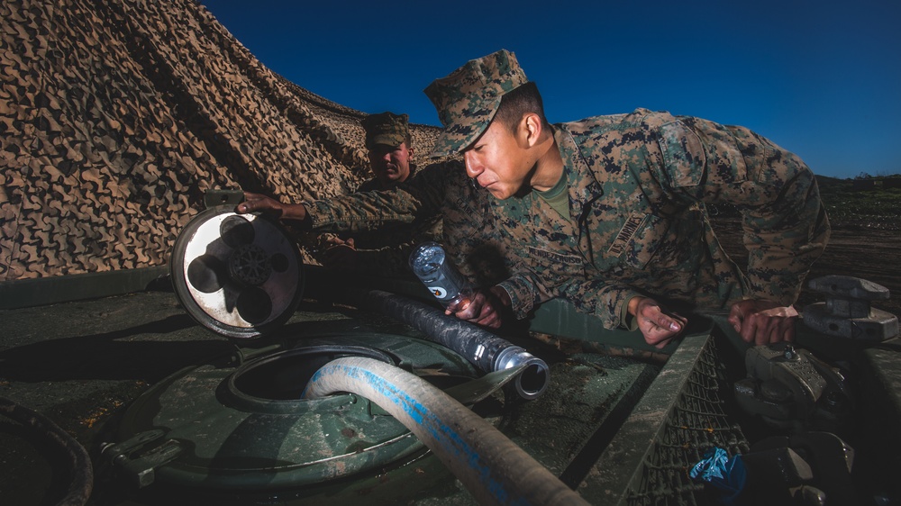 1st Marine Logistics Group Food Service Company Participating in WPT Hill Competition