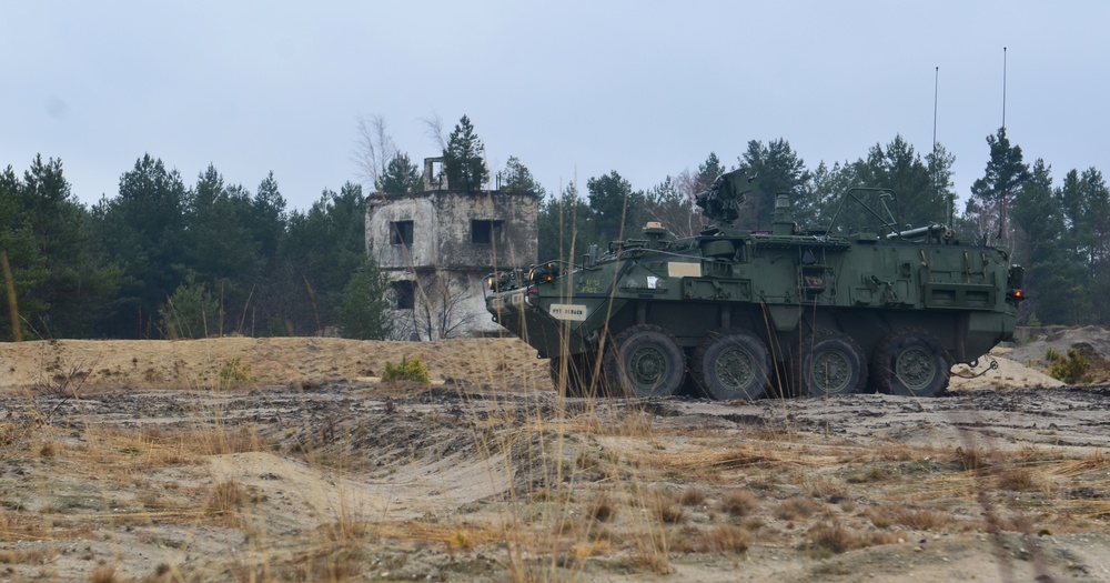 Polish and U.S. forces conduct CBRN training