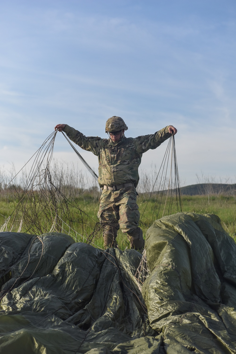 Jumping into Portugal; Portuguese and 173rd Airborne Brigade in joint airborne operation