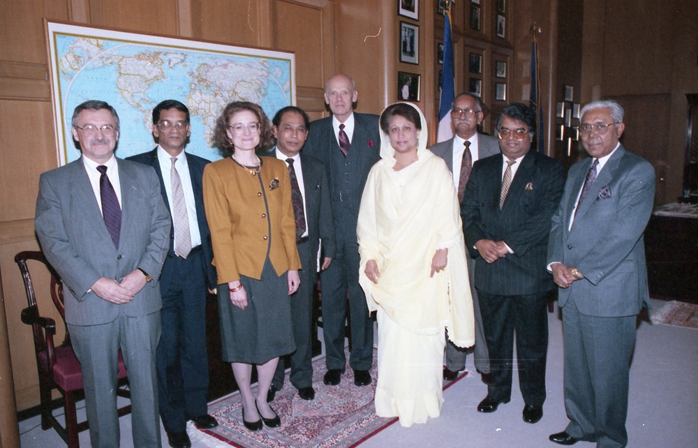 Roskens - w/ President of Bangladesh