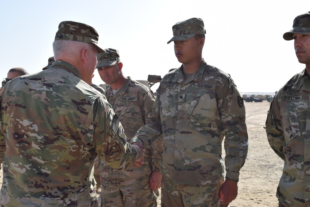 Senior leaders visit Kentucky Soldiers overseas