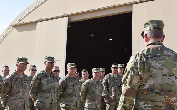 Senior leaders visit Kentucky Soldiers overseas