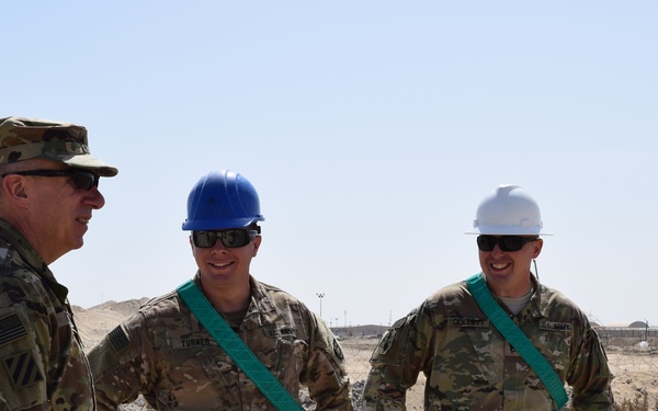 Senior leaders visit Kentucky Soldiers overseas