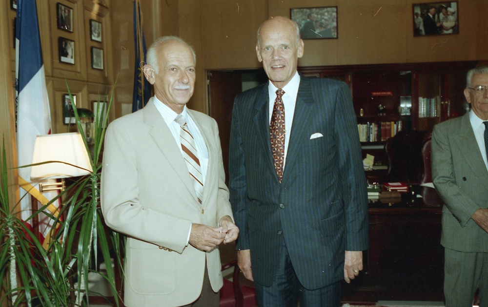 Roskens - w/ President of Ecuador 1992