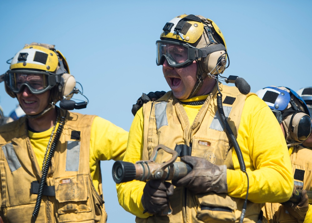 USS MAKIN ISLAND DEPLOYMENT