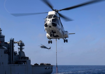 USS Wayne E. Meyer Conducts a Vertical Replenishment-at-Sea