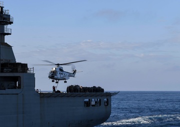 USS Wayne E. Meyer Conducts a Vertical Replenishment-at-Sea