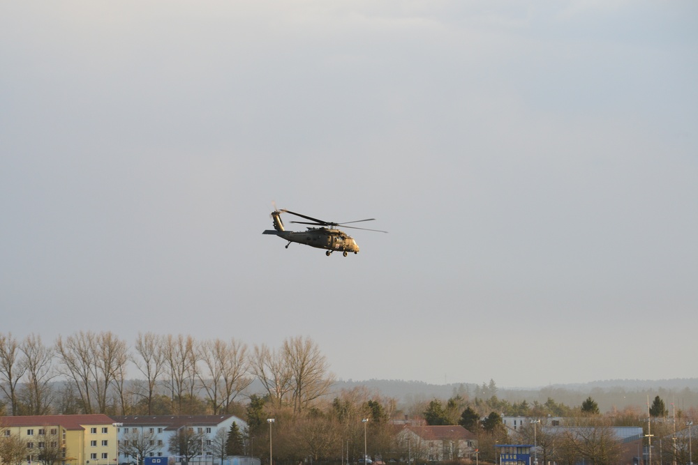 UH-60 Black Hawk Helicopter Traffic Pattern Training Flight