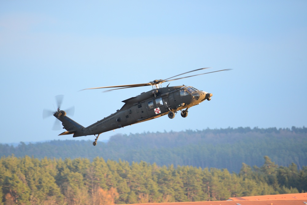 UH-60 Black Hawk Helicopter Traffic Pattern Training Flight