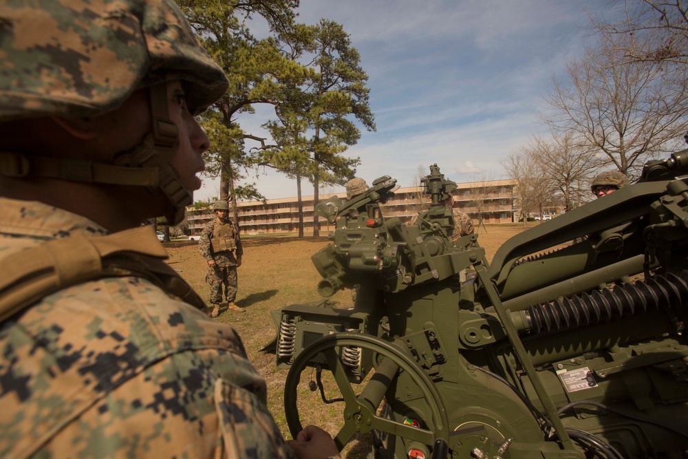 10th Marine Regiment conducts Artillery Assistant Gunners and Gunners Course