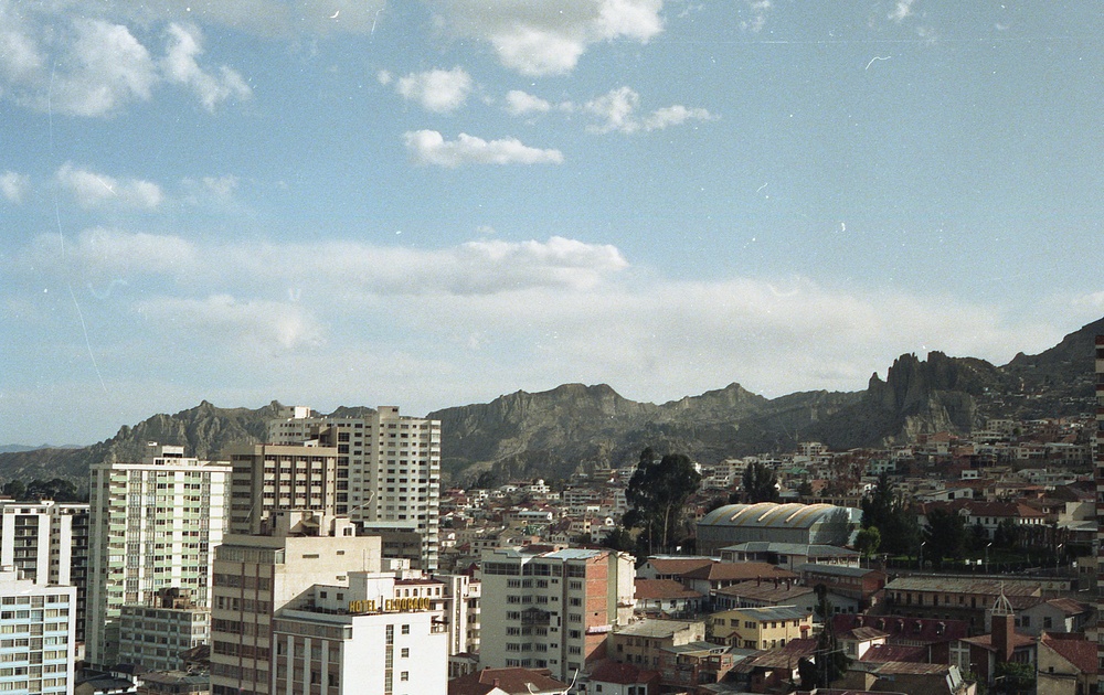 Roskens - Bolivia 1990-1992 MGT w/ Officials