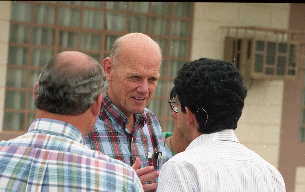 Roskens - Bolivia 1990-1992 MGT w/ Officials