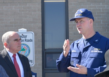 Base Portsmouth command hosts tour for City of Portsmouth, Va mayor and council members
