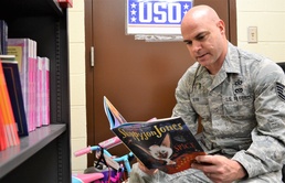 Guardsmen reach home with United Through Reading