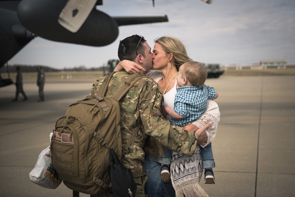 Peoria Air National Guardsmen return from Operation Freedom’s Sentinel deployment