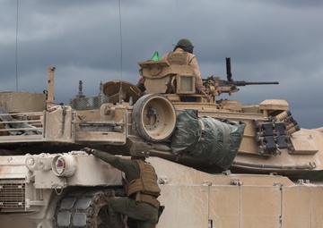 2nd Tanks conduct gunnery qualification