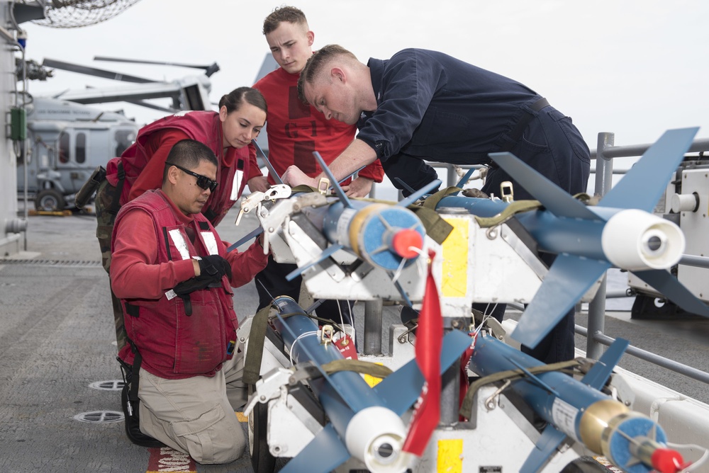 DVIDS Images USS Bonhomme RIchard (LHD 6) Aviation Ordnanceman