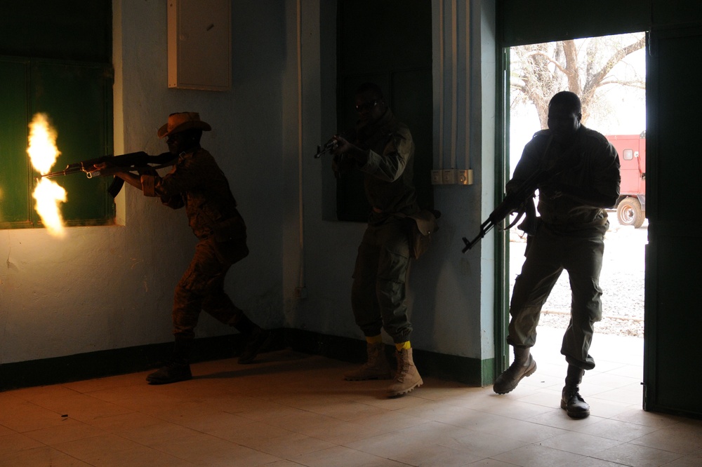 Close quarter combat training in Burkina Faso during Flintlock 2017