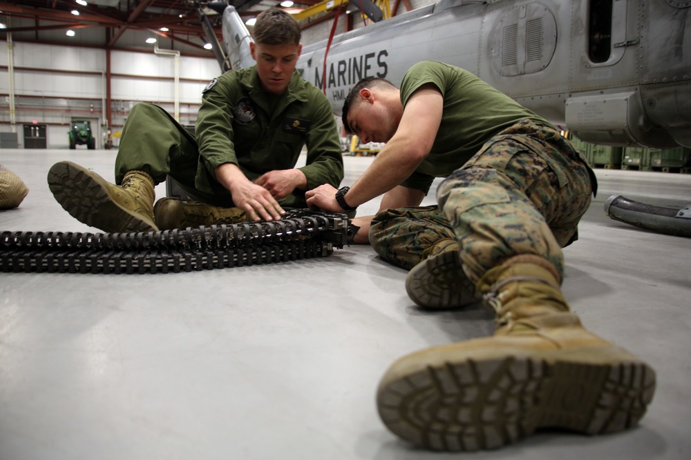 HMLA-269 maintainers prepare aircraft for cold weather operations