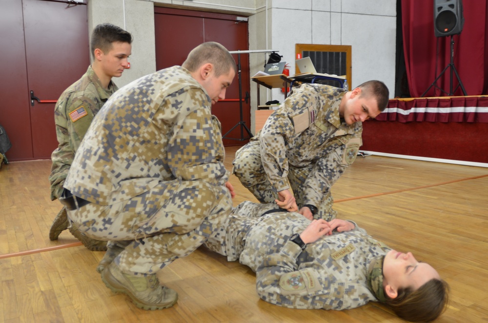 U.S. Soldiers train with Latvian NDA cadets