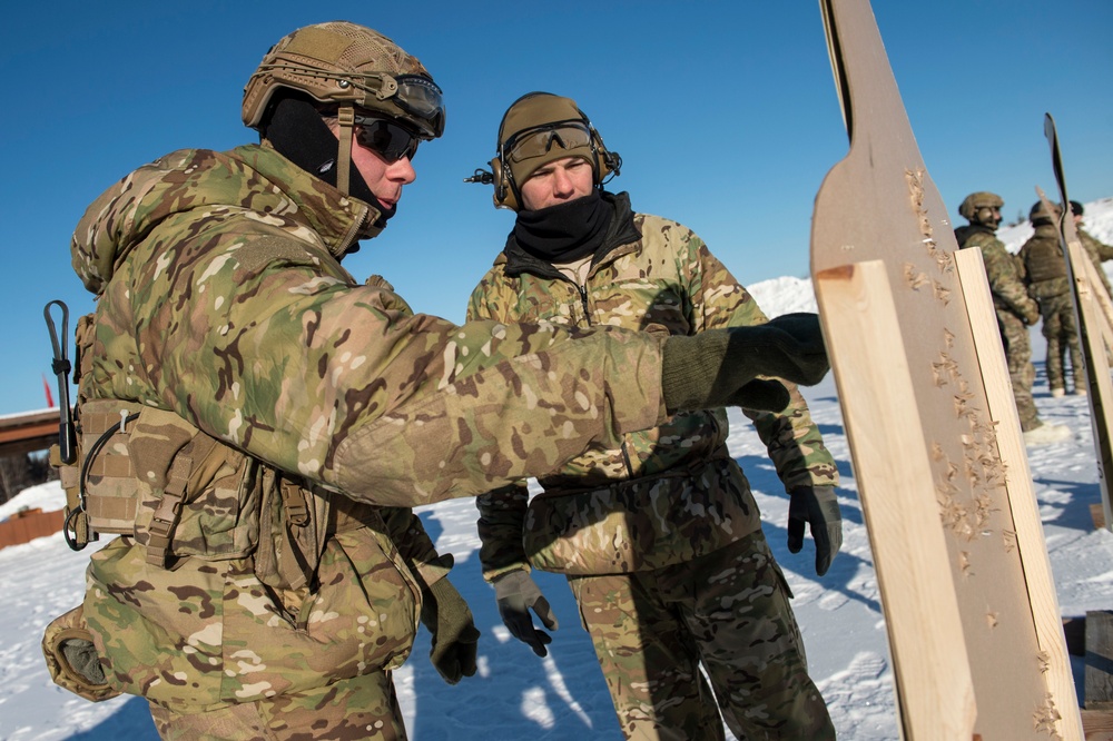 3rd Air Support Operations Squadron conduct Arctic live-fire training