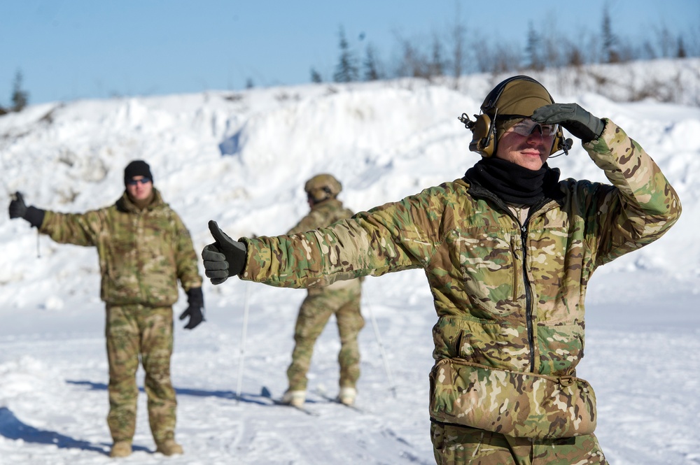 3rd Air Support Operations Squadron conduct Arctic live-fire training