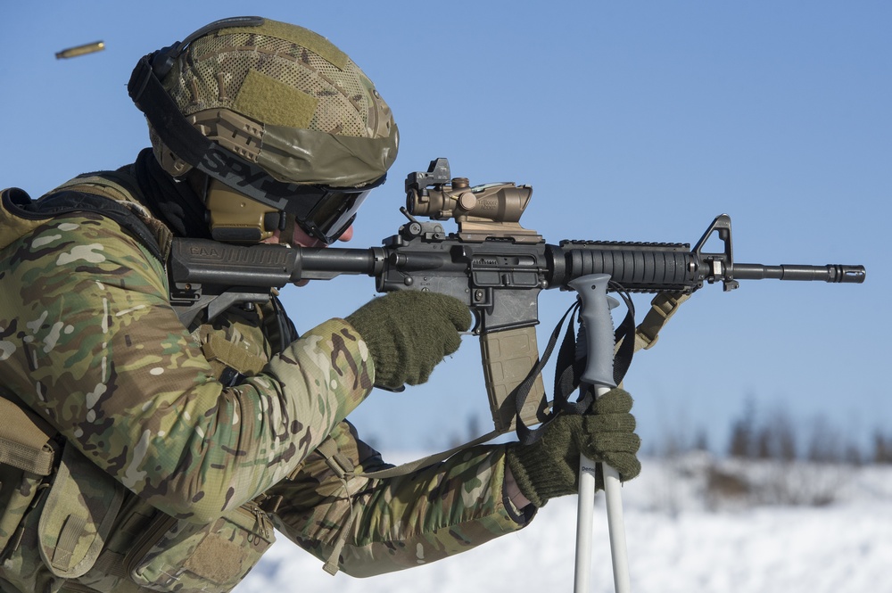 3rd Air Support Operations Squadron conduct Arctic live-fire training