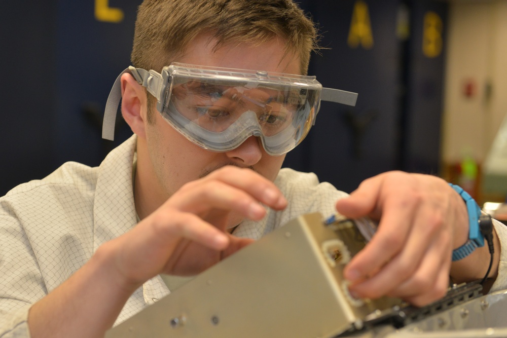 791st ELAB repairs monitors