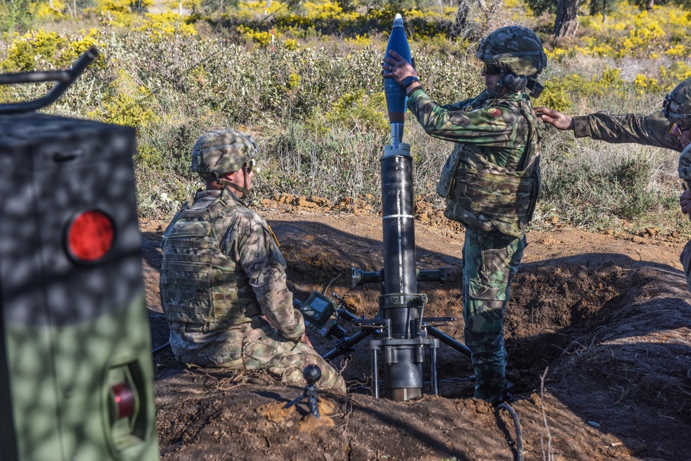 Mortars thunder down fire in Real Thaw