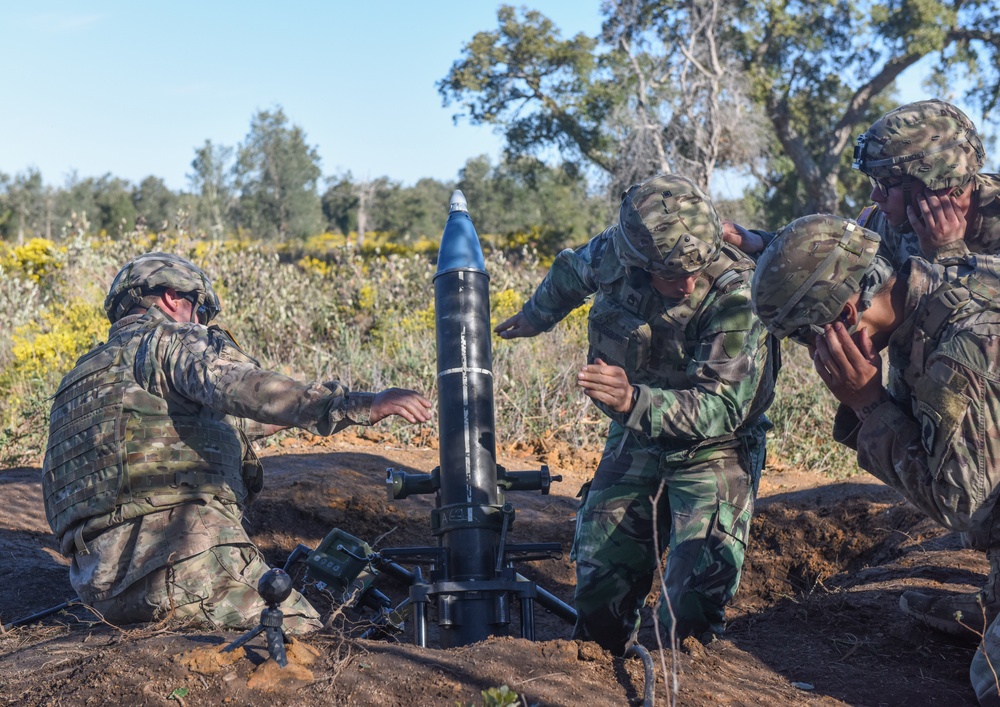 Mortars thunder down fire in Real Thaw