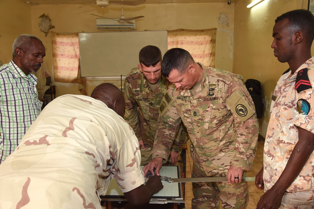 Kentucky National Guardsmen exchange practices during Djibouti State Partnership Program visit