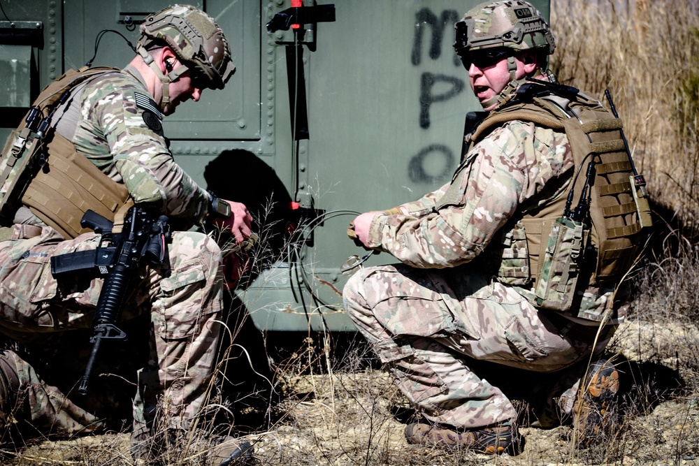 EOD and TACP train at Warren Grove