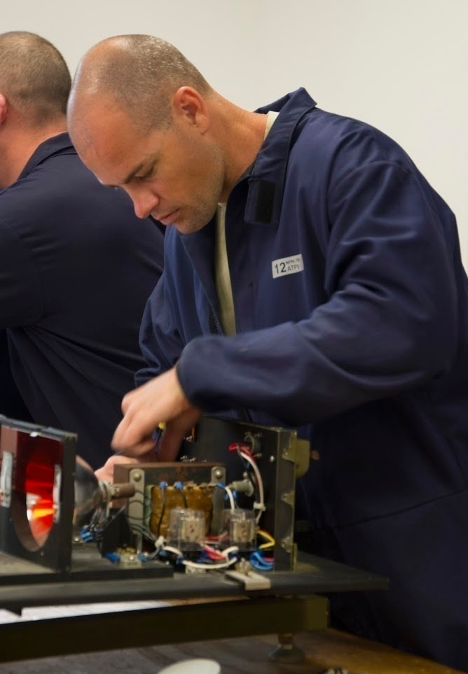 Hawaii Reservists strengthen squadron bond, perfect engineer skills