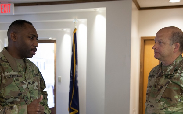 South Carolina National Guard and active component Signal commanders discuss sustainable readiness