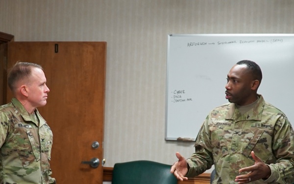South Carolina National Guard and active component Signal commanders discuss sustainable readiness