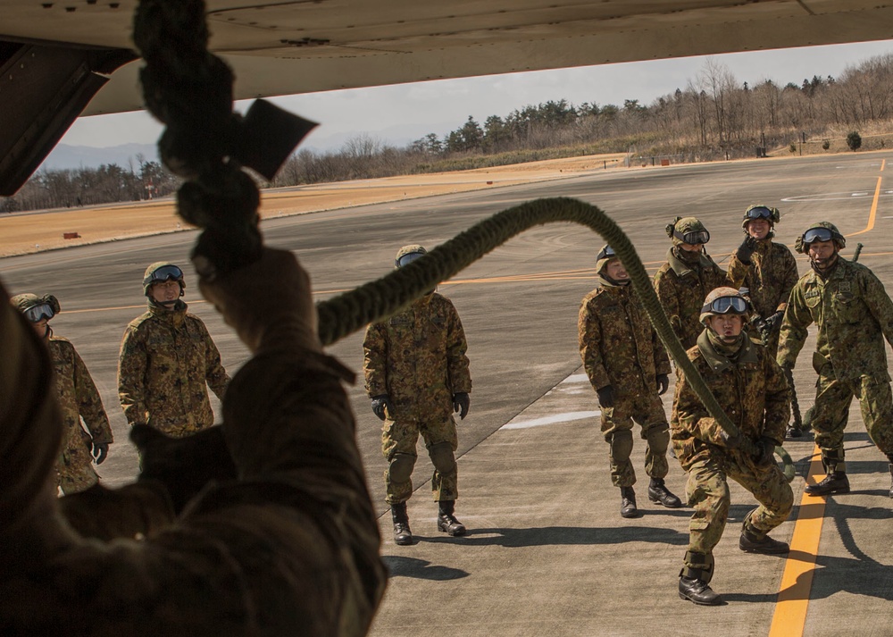 JGSDF Fast Rope Out of an Osprey