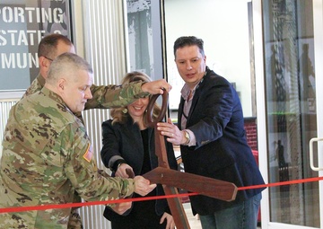 IA Army National Guard opens off-base Recruiting Operation Center.