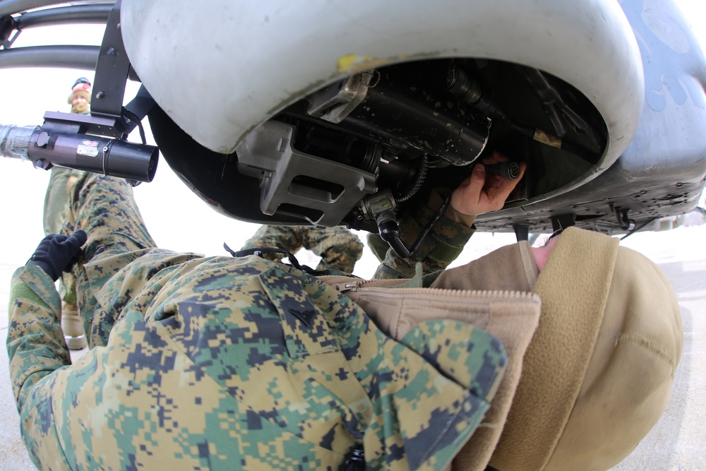 Snow or shine: HMLA-269 Marines take to the frigid skies