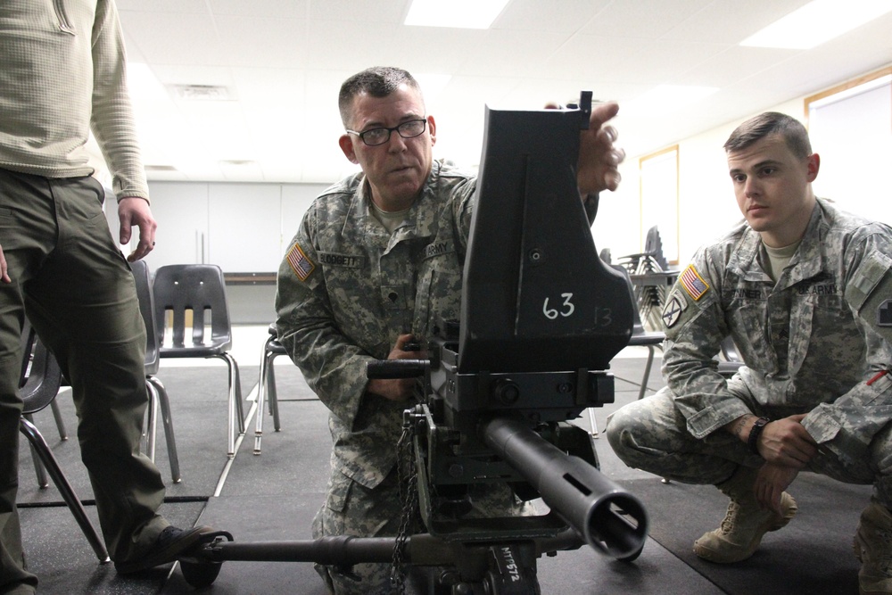 U.S. Army Reserve Soldiers leverage the engagement skills trainer during Operation Cold Steel 2017