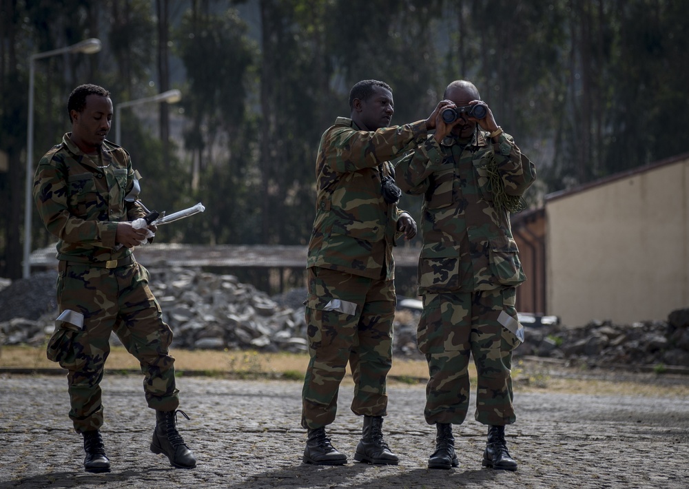 U.S. Navy EOD trains ENDF