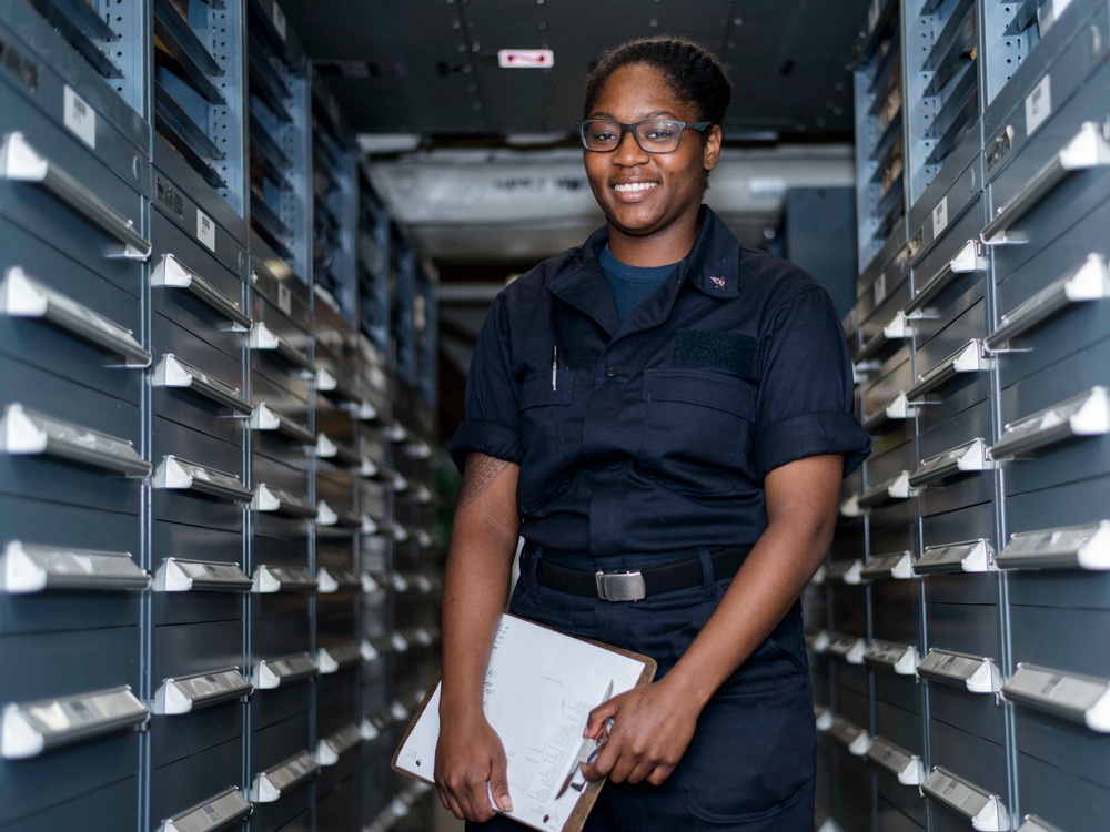 Green Bay Sailor takes inventory