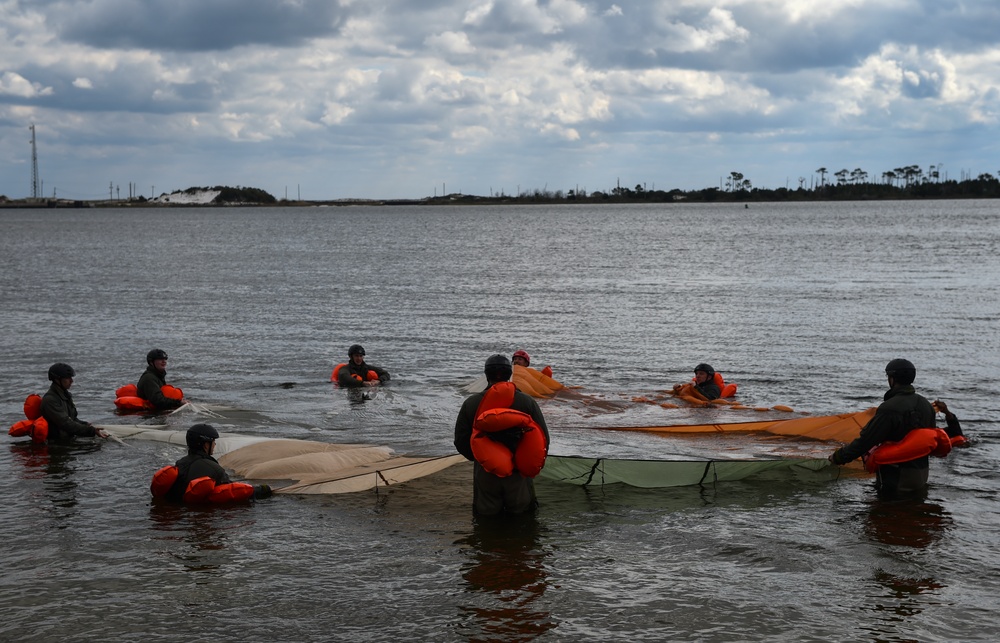 SERE conducts water survival training