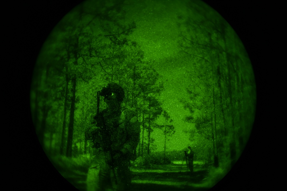 EOD Air Commandos conduct night training