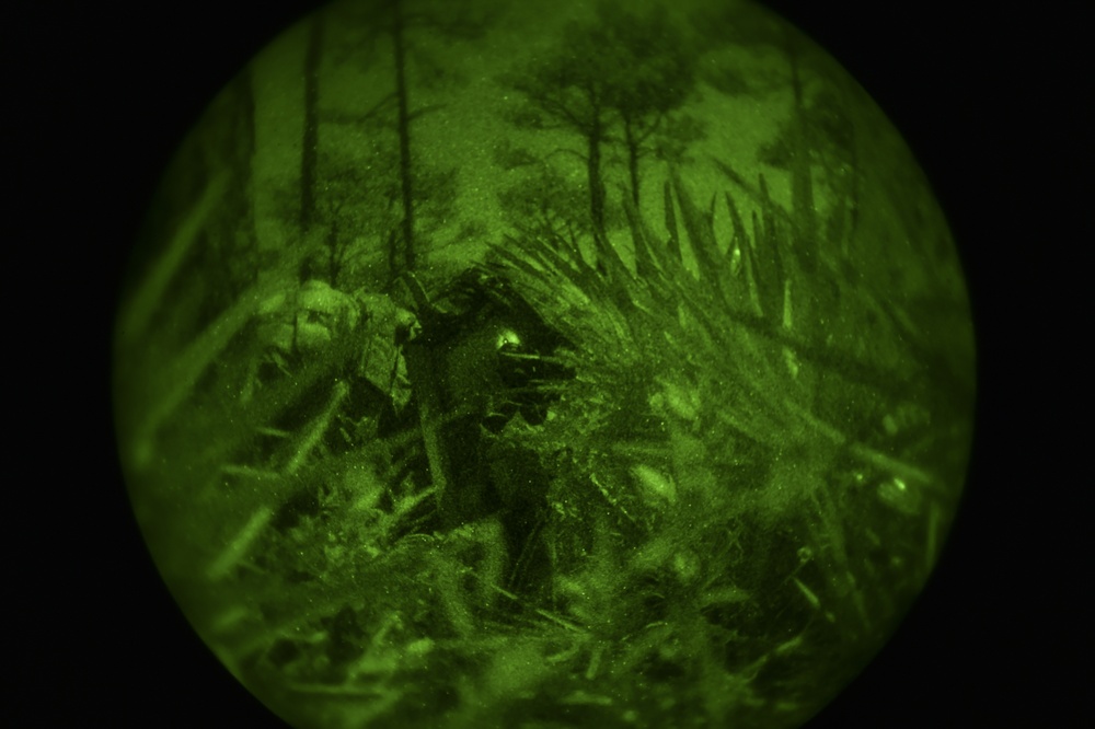 EOD Air Commandos conduct night training