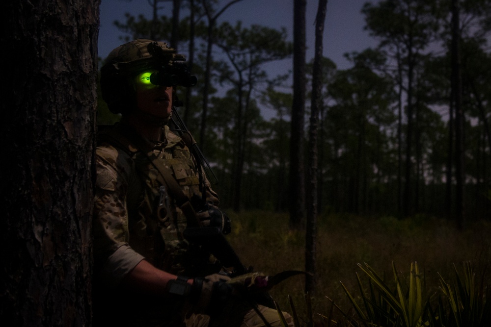 EOD Air Commandos conduct night training