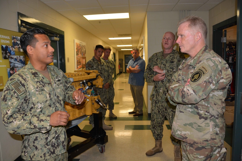 SOCOM Commander Visits NAVSCIATTS