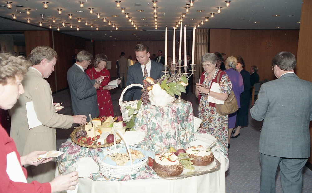 Roskens - End Hunger Awards 1990