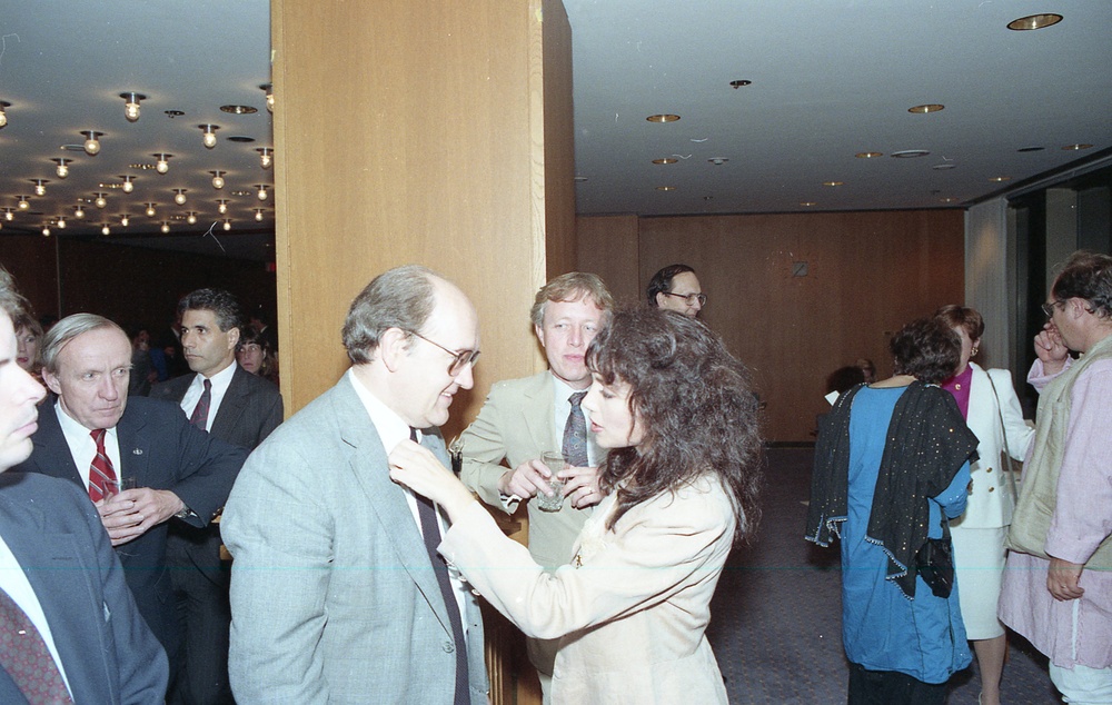 Roskens - End Hunger Awards 1990